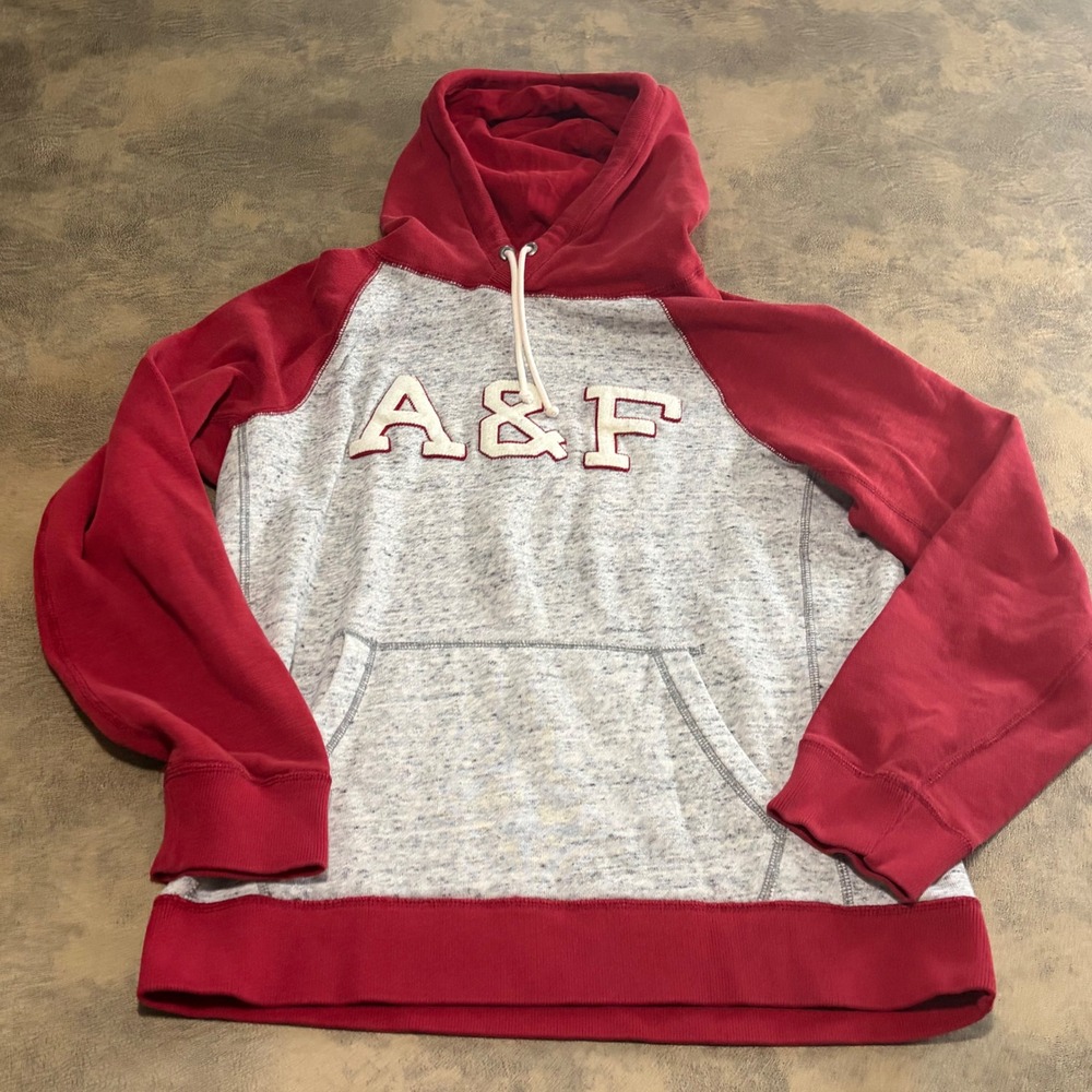 Abercrombie & Fitch Hoodie Mens Small Red Gray Raglan‎ A&F Applique Pullover